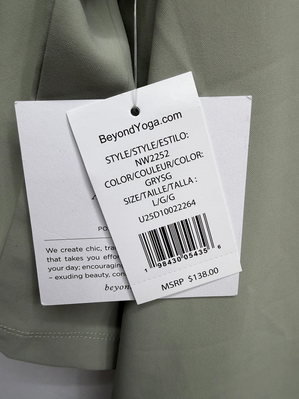 ✨ Beyond Yoga Midtown Cropped Jacket – Grey Sage | Lightweight Luxury Athleisure Jacket ✨ Size Large