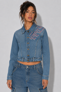 ✨ Von Dutch Originals Cropped Denim Jacket – Y2K Graphic Embroidered Jean Jacket – 💙🔥 ✨ Size XS